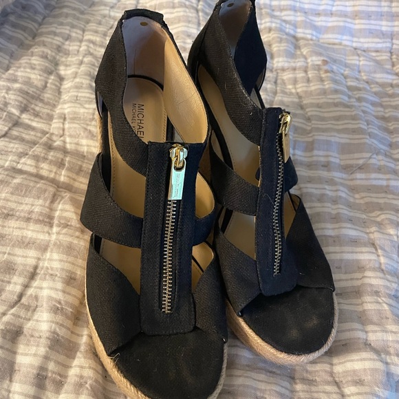Michael Kors Wedges - Picture 2 of 4